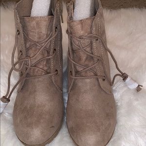 MIA tan wedges